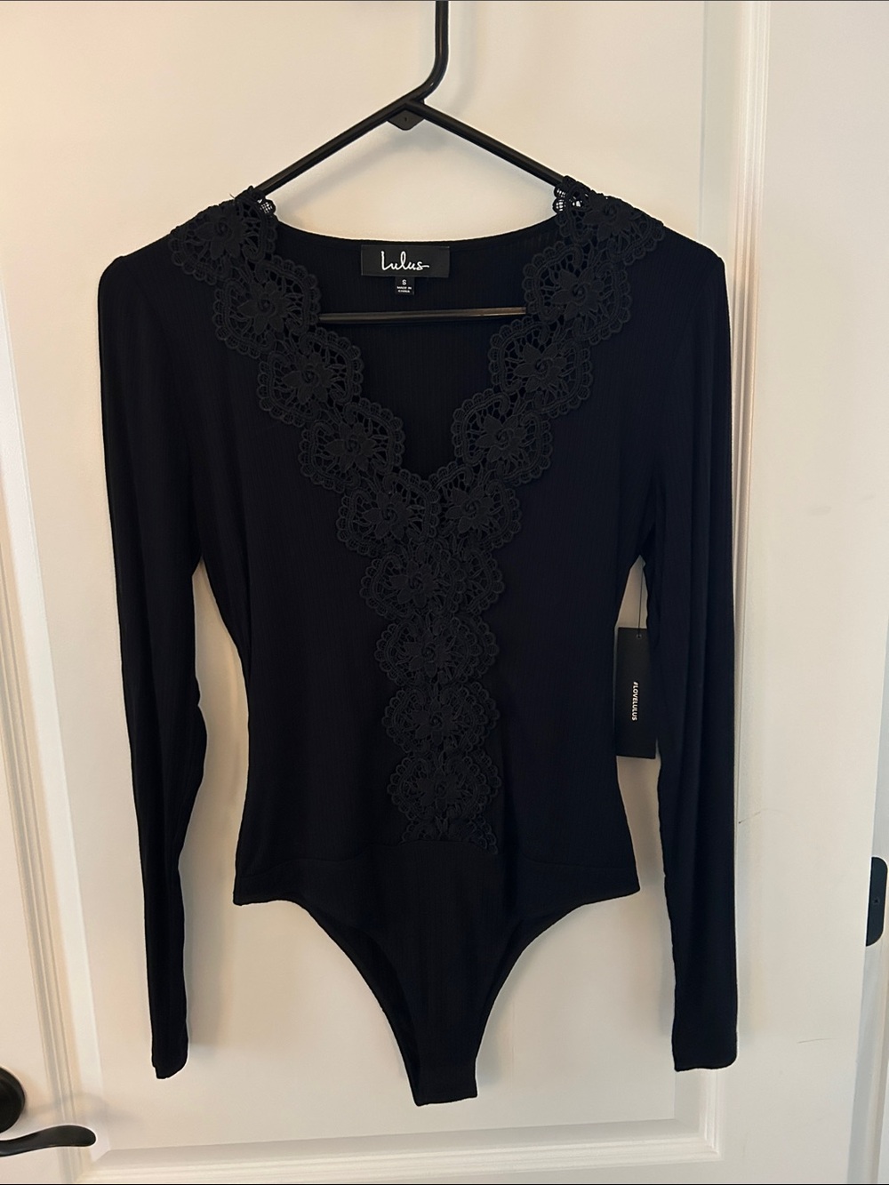 Lulu's Black Long-Sleeve Lace-Trim Bodysuit